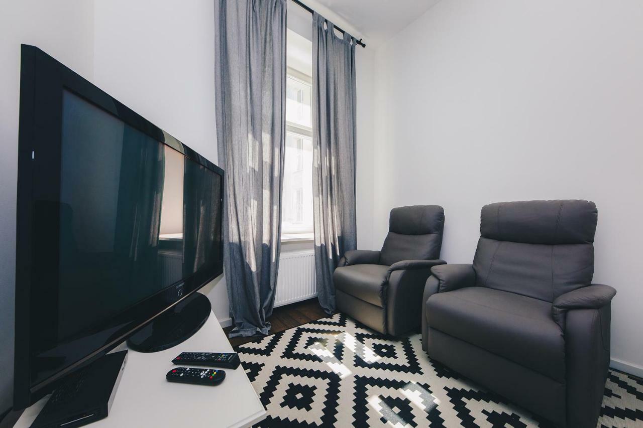 Shortstaypoland Noakowskiego Varsovie Extérieur photo